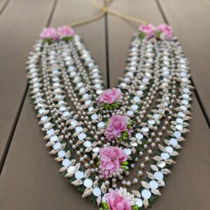 Myindiecraft Queen – Neckpiece