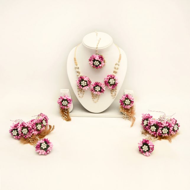 Myindiecraft Pink Feather Jewellery Set