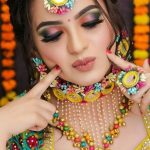 10 Trendy Flower Jewellery Designs for this Summer!