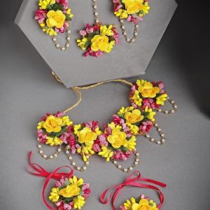 Myindiecraft Yellow and Pink Floral Jewellery Set