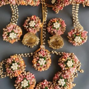 Myindiecraft Handmade Flower Jewellery Set For Women & Girls / Haldi Set
